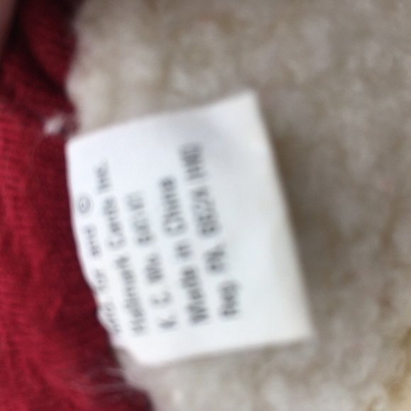 Hallmark KISS KISS Stuffed Plush BEARS, Magnetic Lips Connecting Hands ADORABLE - Picture 8 of 8